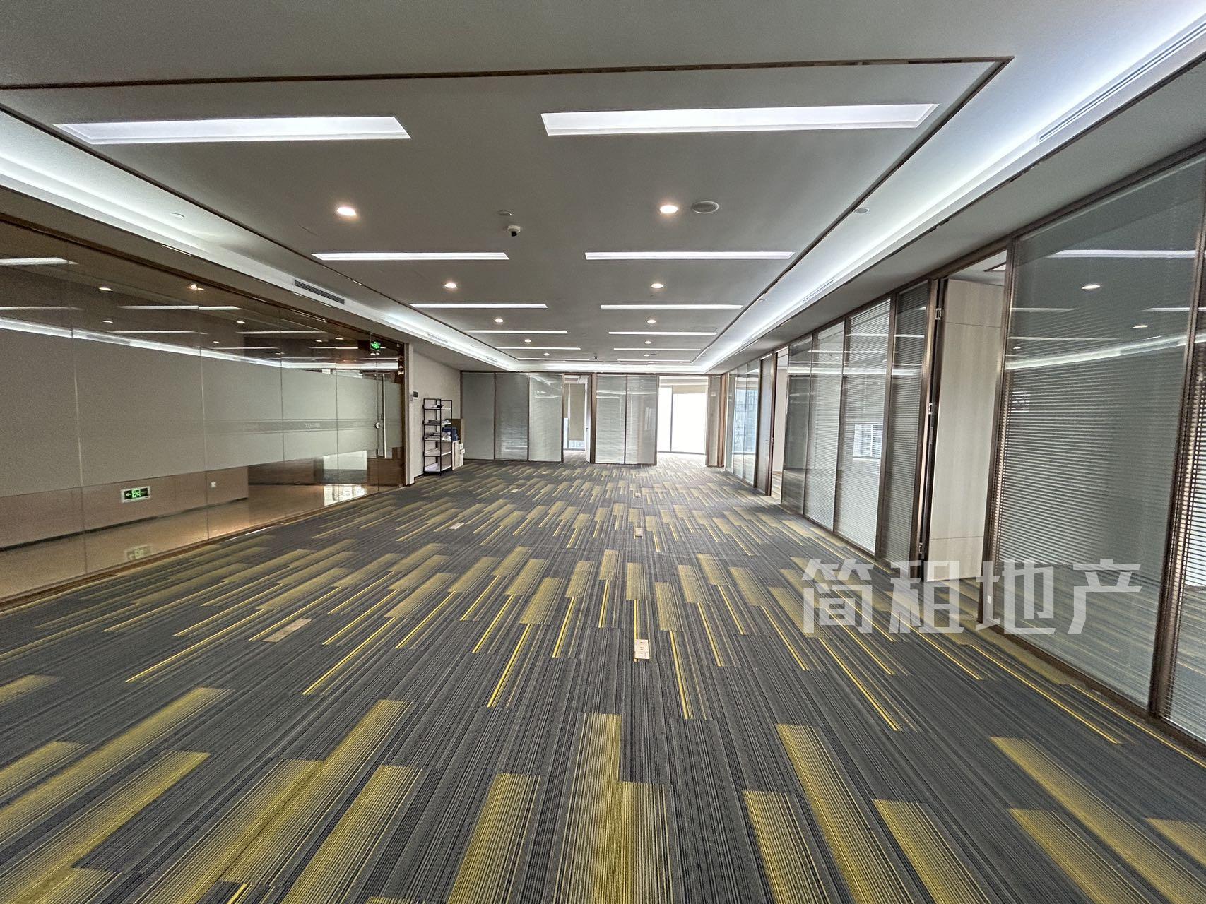 前海自贸区 卓越前海一号 正电梯口 一手房东