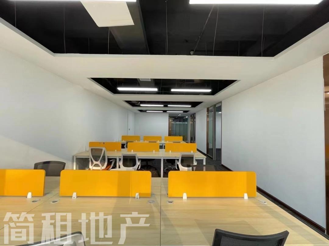 精装一手小户型 带家具 地铁近 超高使用率