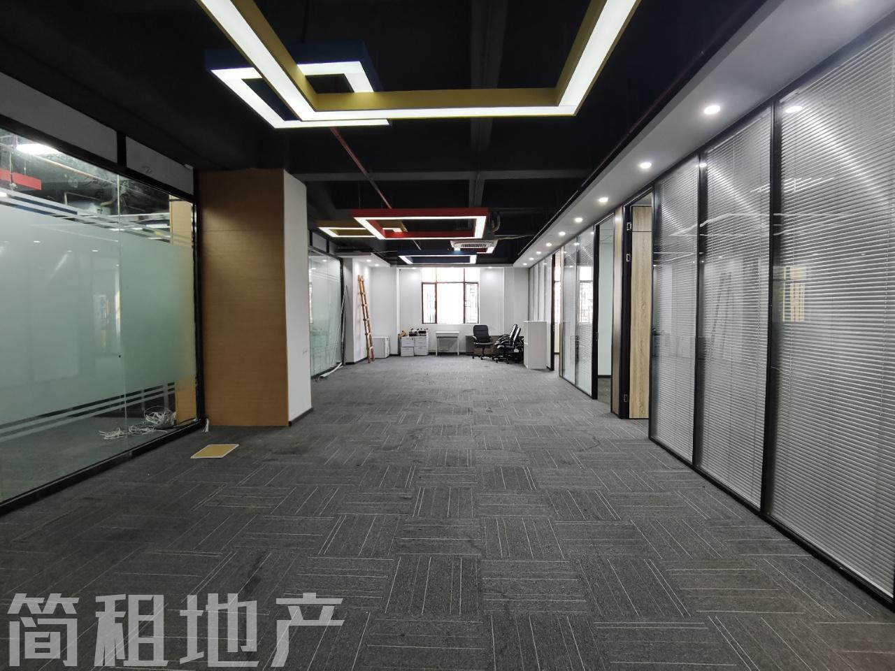 聚创金谷创意园 可定制装修 大小面积均有