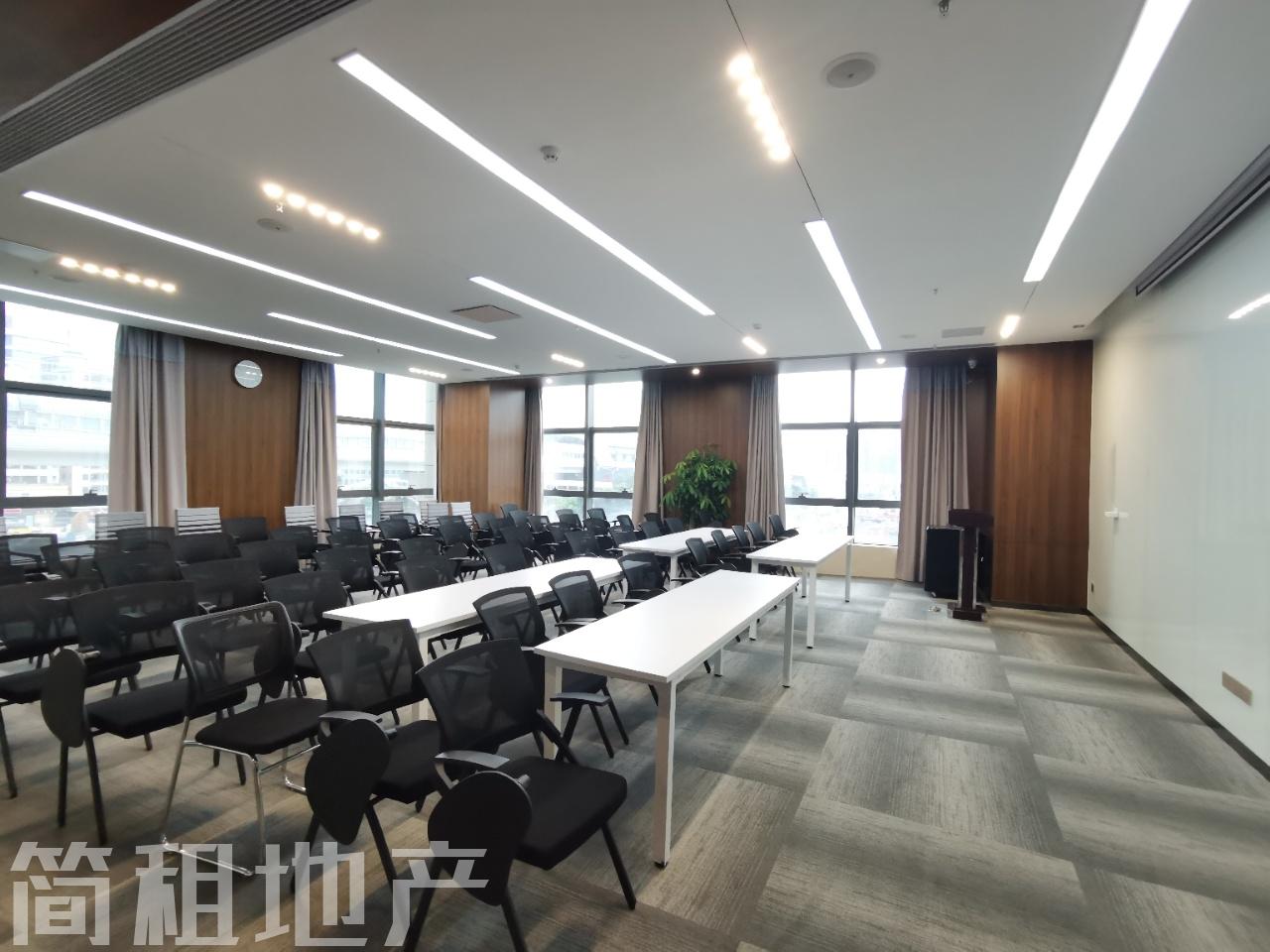 龙华中心 龙胜双地铁口 可定制装修 恒博中心 拎包办公