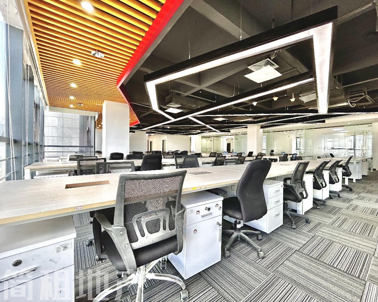 大户型 带阳台 东方科技大厦 带家具 空调自控 