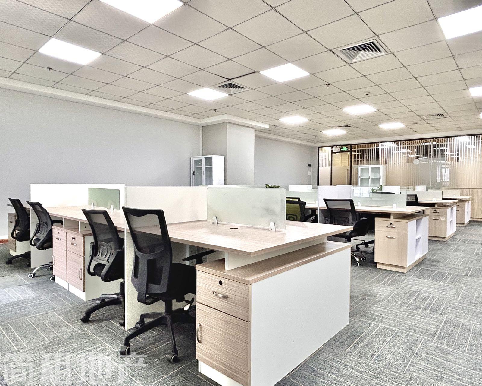 急租 东方科技大厦 带家具 空调自控 