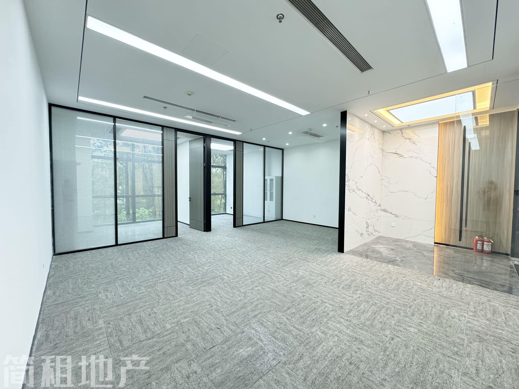 24小时空调  绿景美景广场 精装小户型  户型方正 