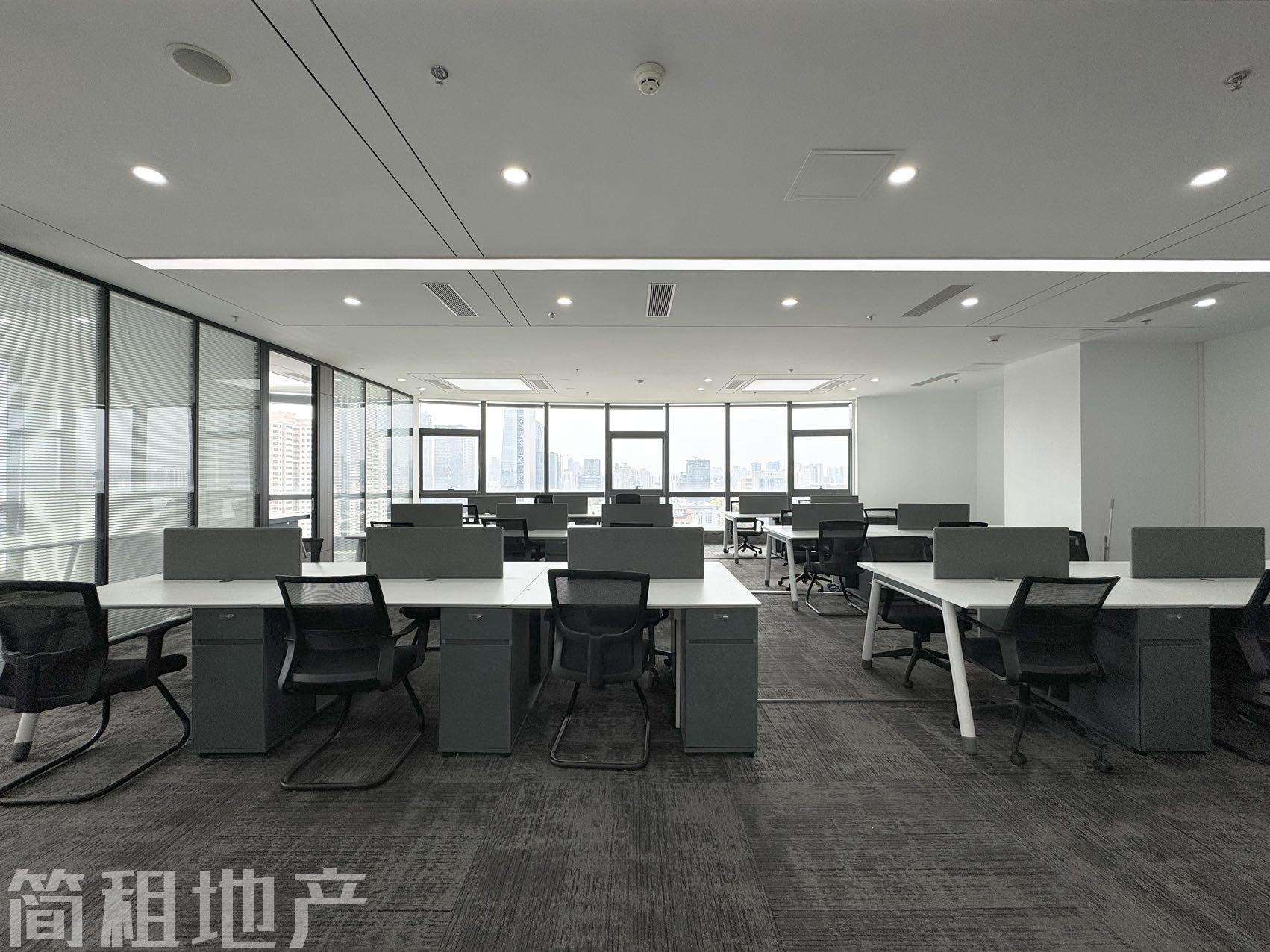 带家具 双面采光  精装 户型方正 新楼 中电长城大厦