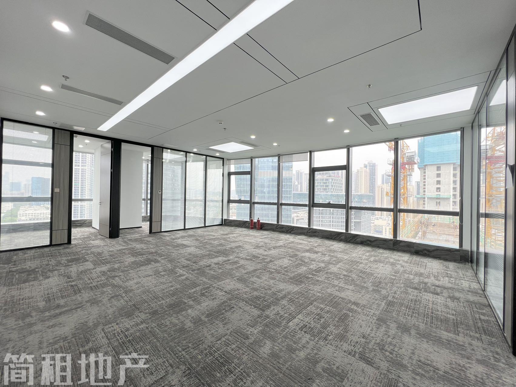 带阳台 双面采光  精装 户型方正 新楼 中电长城大厦