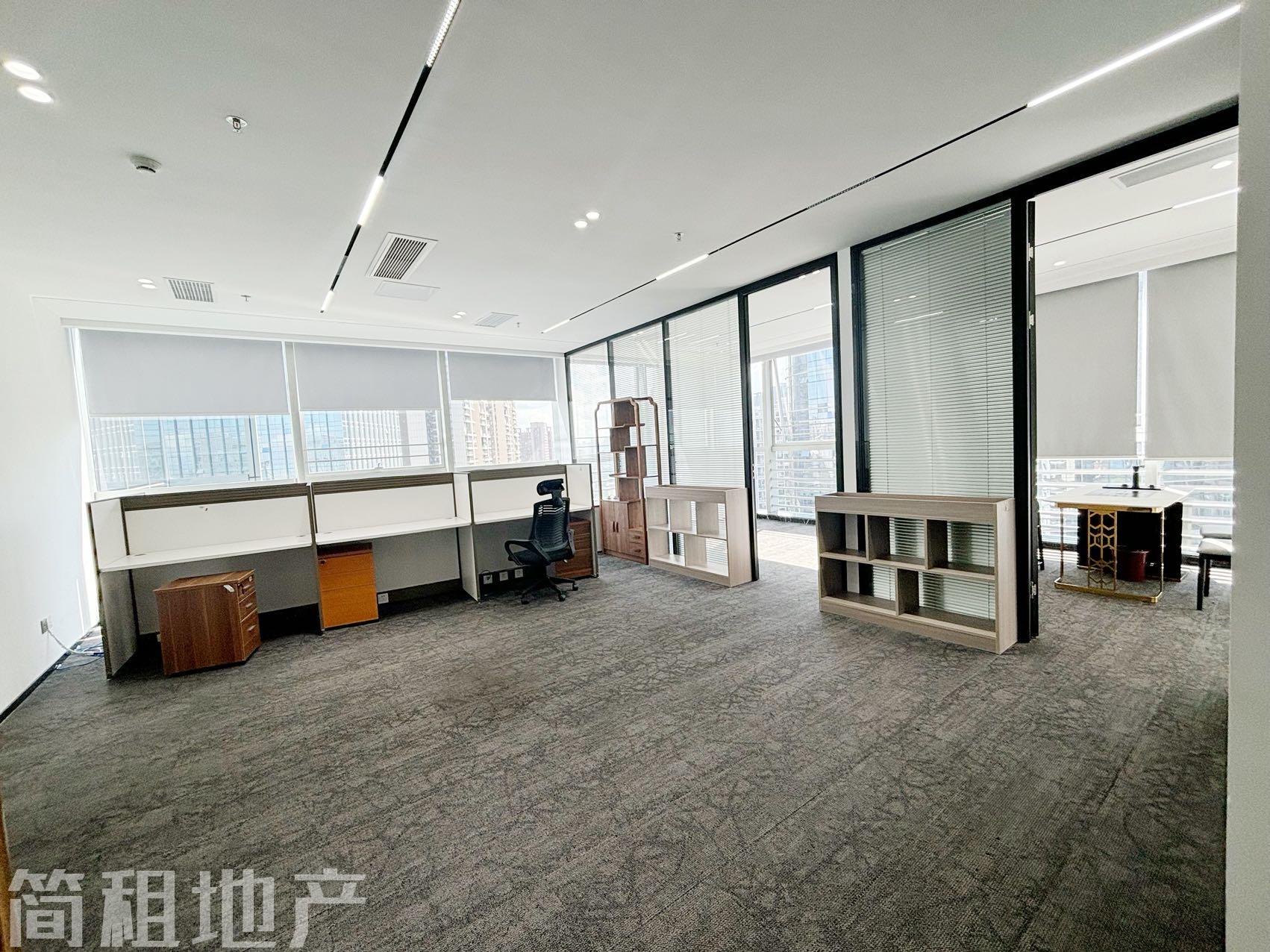 东北双面采光 龙光世纪大厦精装230平带家私 业主直租