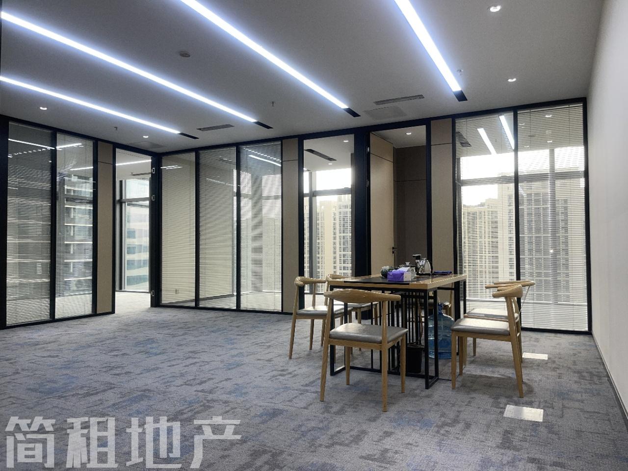 福田中心区电梯口315平精装带家私 皇庭中心 拎包办公