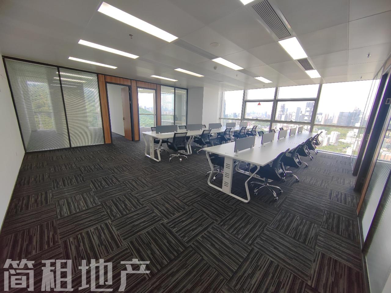 精装带家具 楼下就是地铁 地标建筑 带公共配套 众冠时代广场