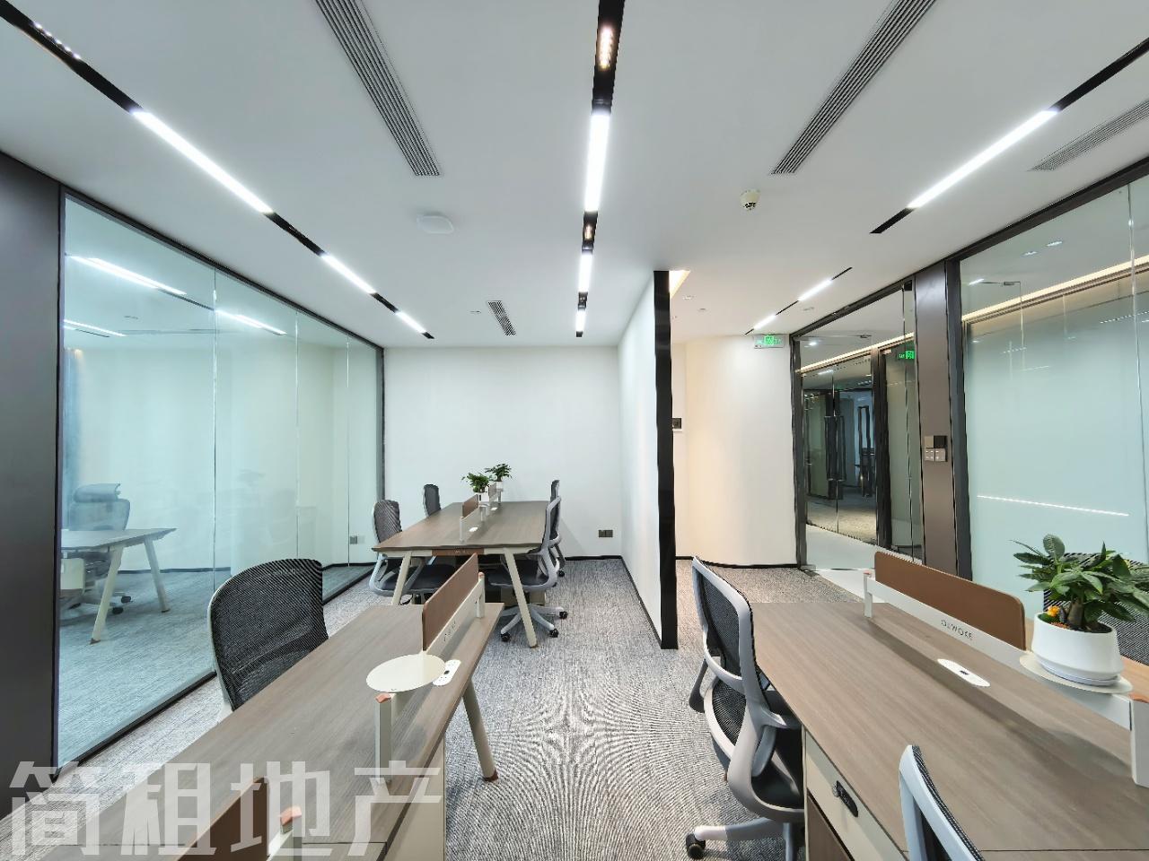 户型方正 全近地铁 新精装 带家具 方大大厦