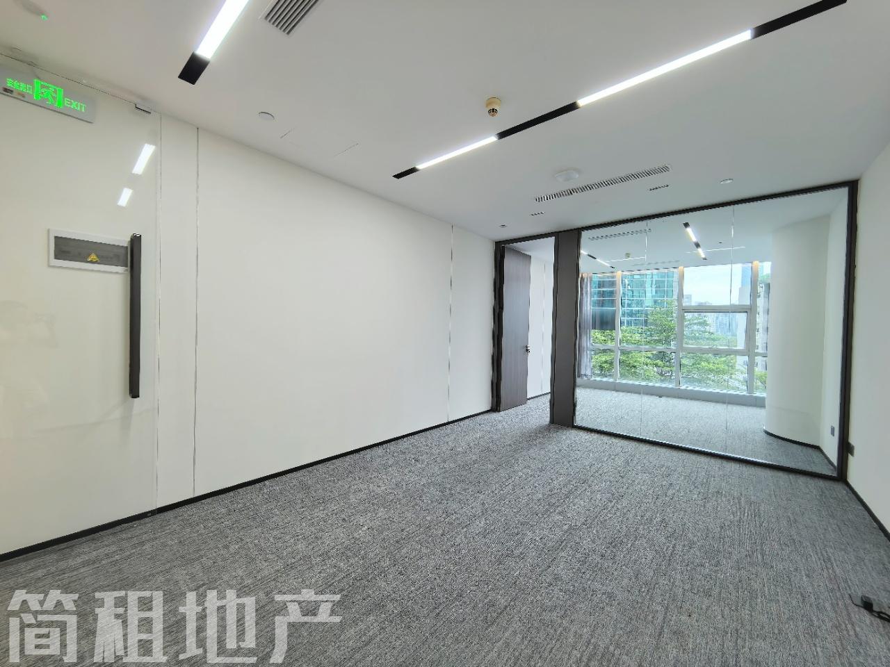 户型方正 近地铁 新精装 带家具 方大大厦