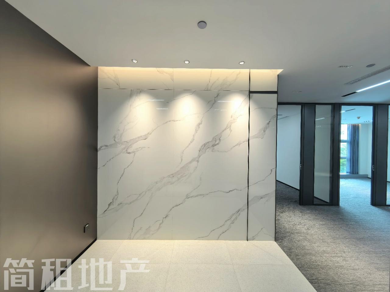全新精装 近地铁 新精装 带家具 方大大厦_简租地产
