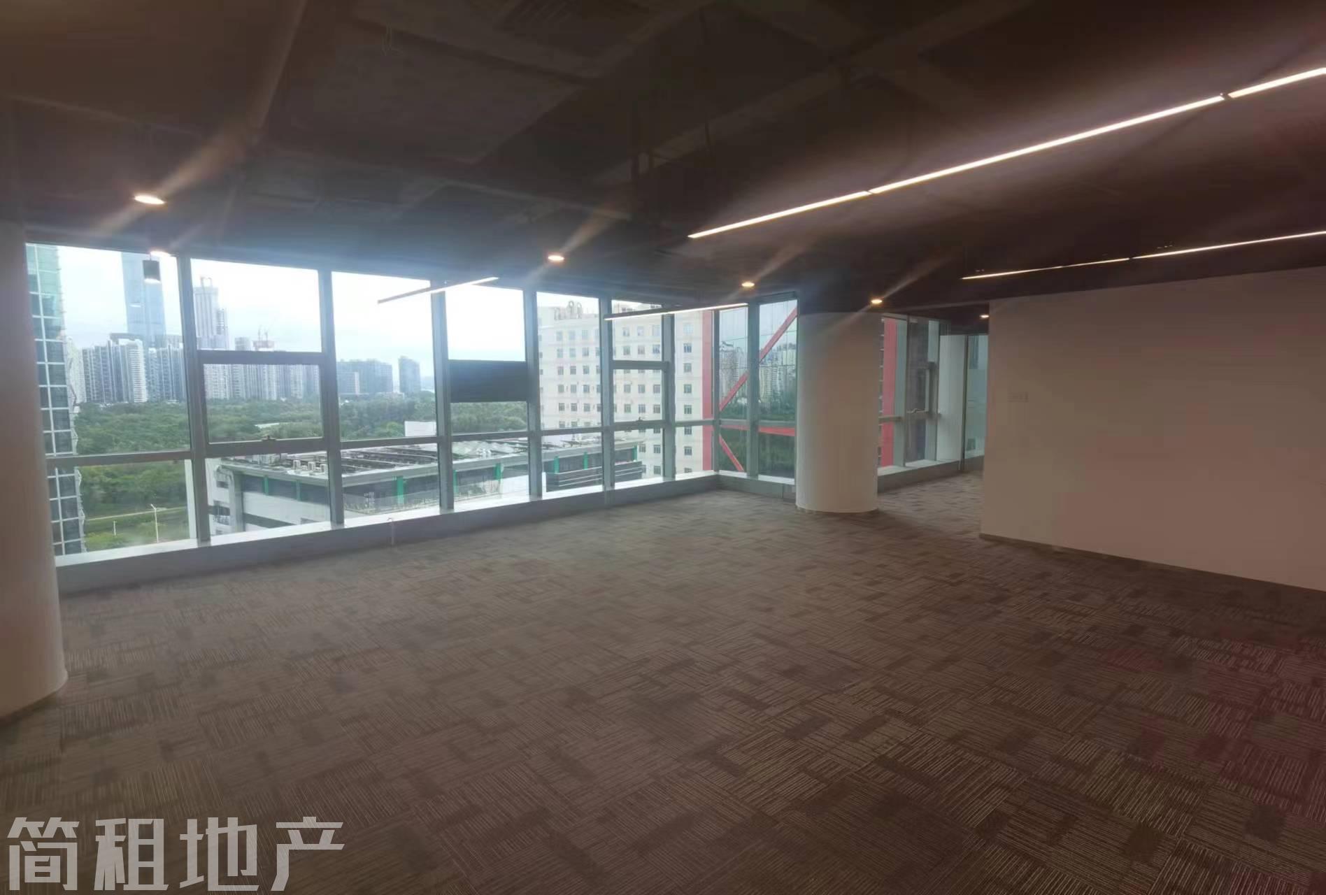 南向  一手直租 高使用率 高性价比 方大大厦