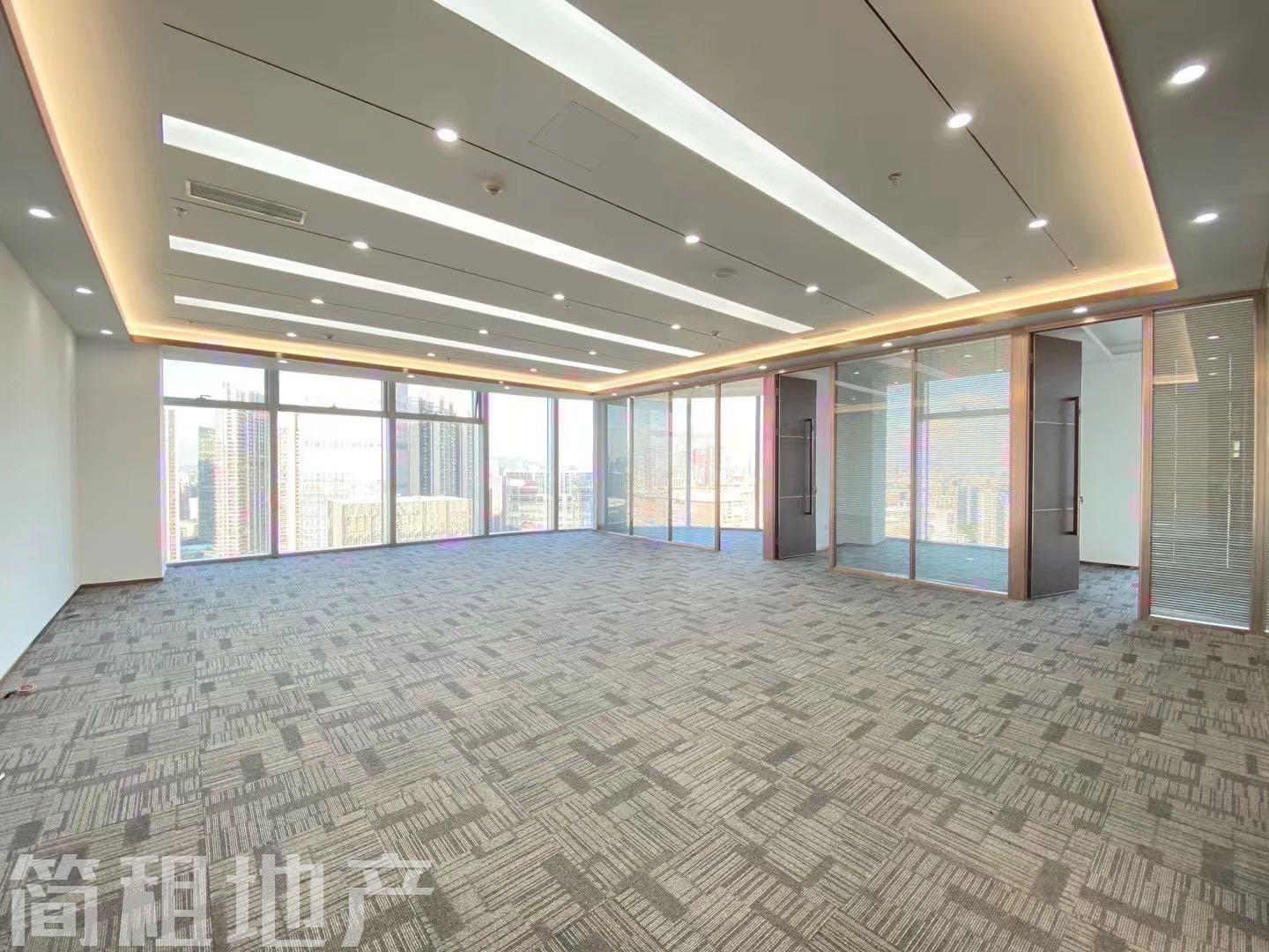 带公用休闲阳台 卓越宝中时代广场精装362平 双面采光