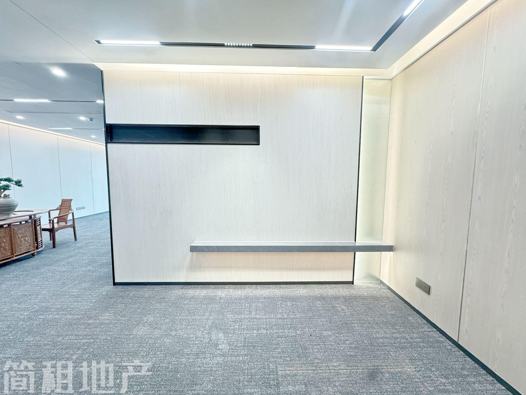 南向采光 户型方正 带家具 全新装修 近地铁 汉唐