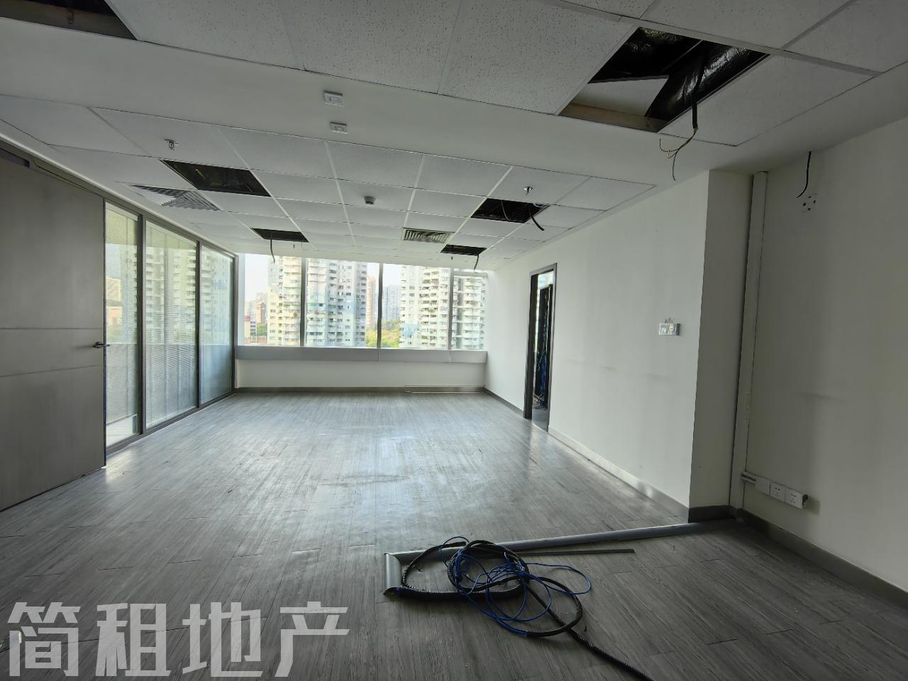 大小均有 毛坯精装均有  一手直租 高使用率 近地铁 汉唐大厦