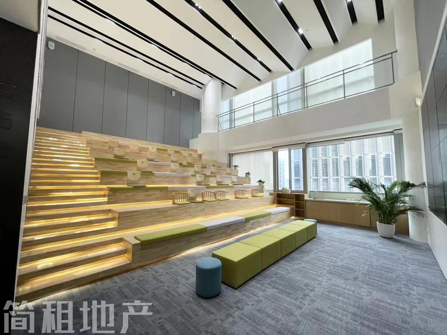 9米挑高路演厅 电梯口 车公庙博今国际精装整层带家私出租 