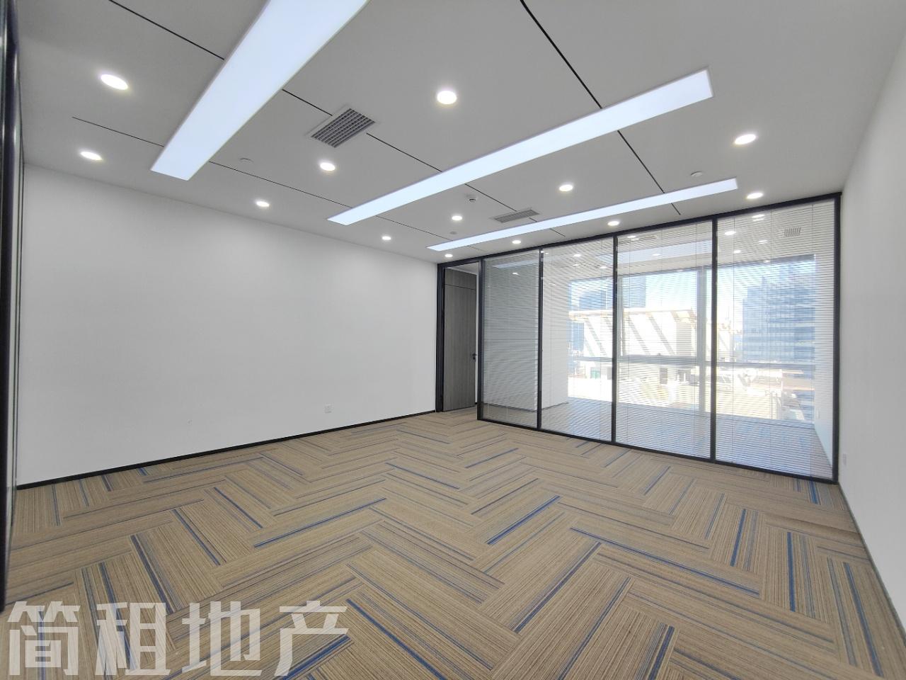 户型方正 正地铁口 大冲商务中心 周边配套成熟 万象天地商圈