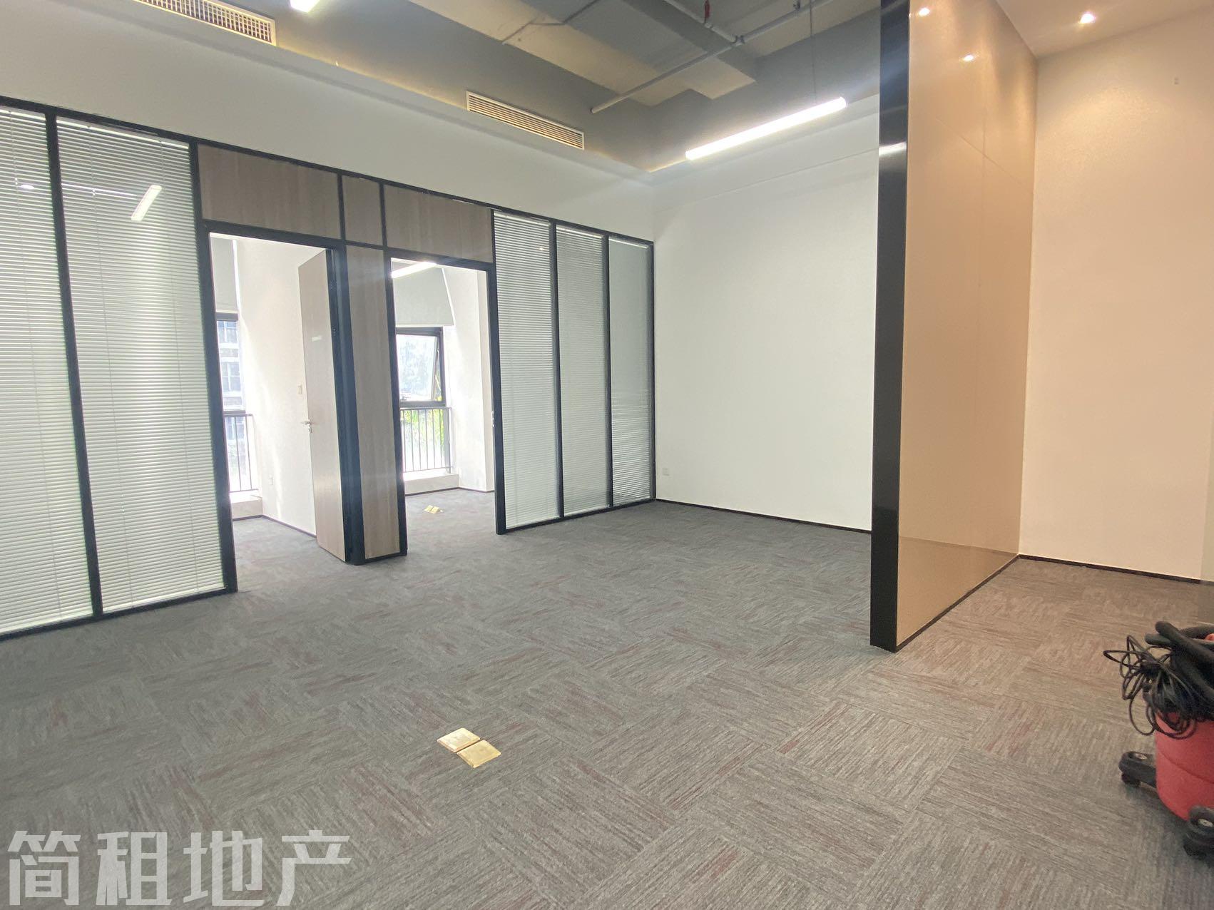 双地铁口 万庭大厦精装104平 2+1格局 宝安高端写字楼
