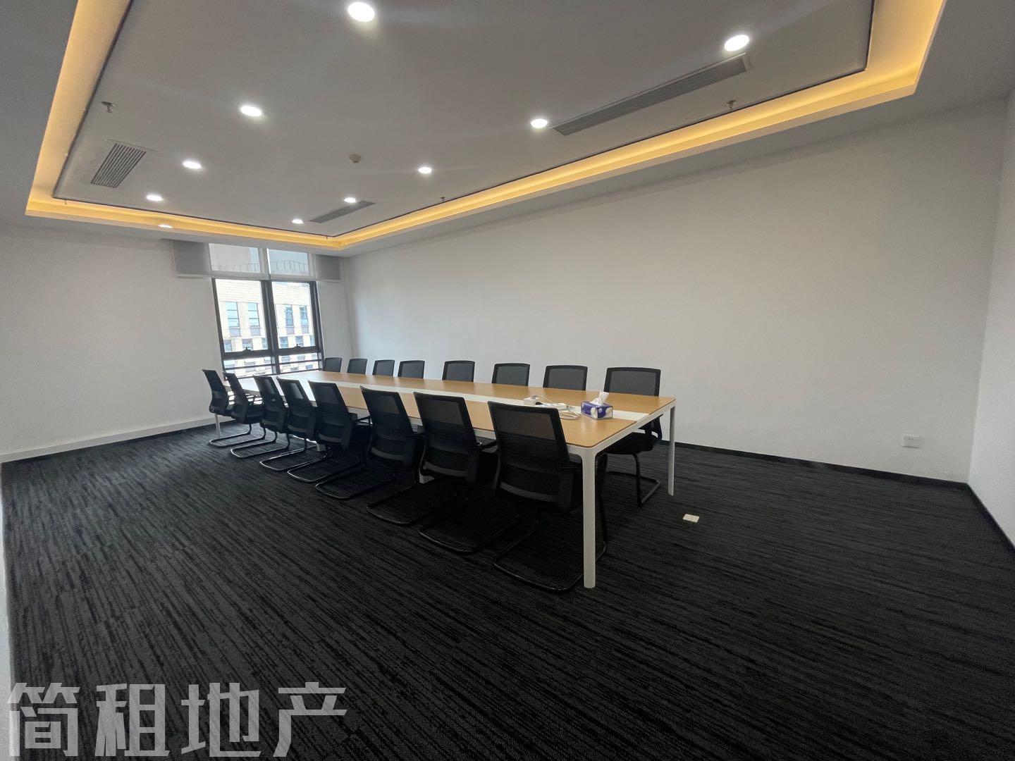 全新精装 大小可选 TCL国际E城 园林式办公 低密度环境很好