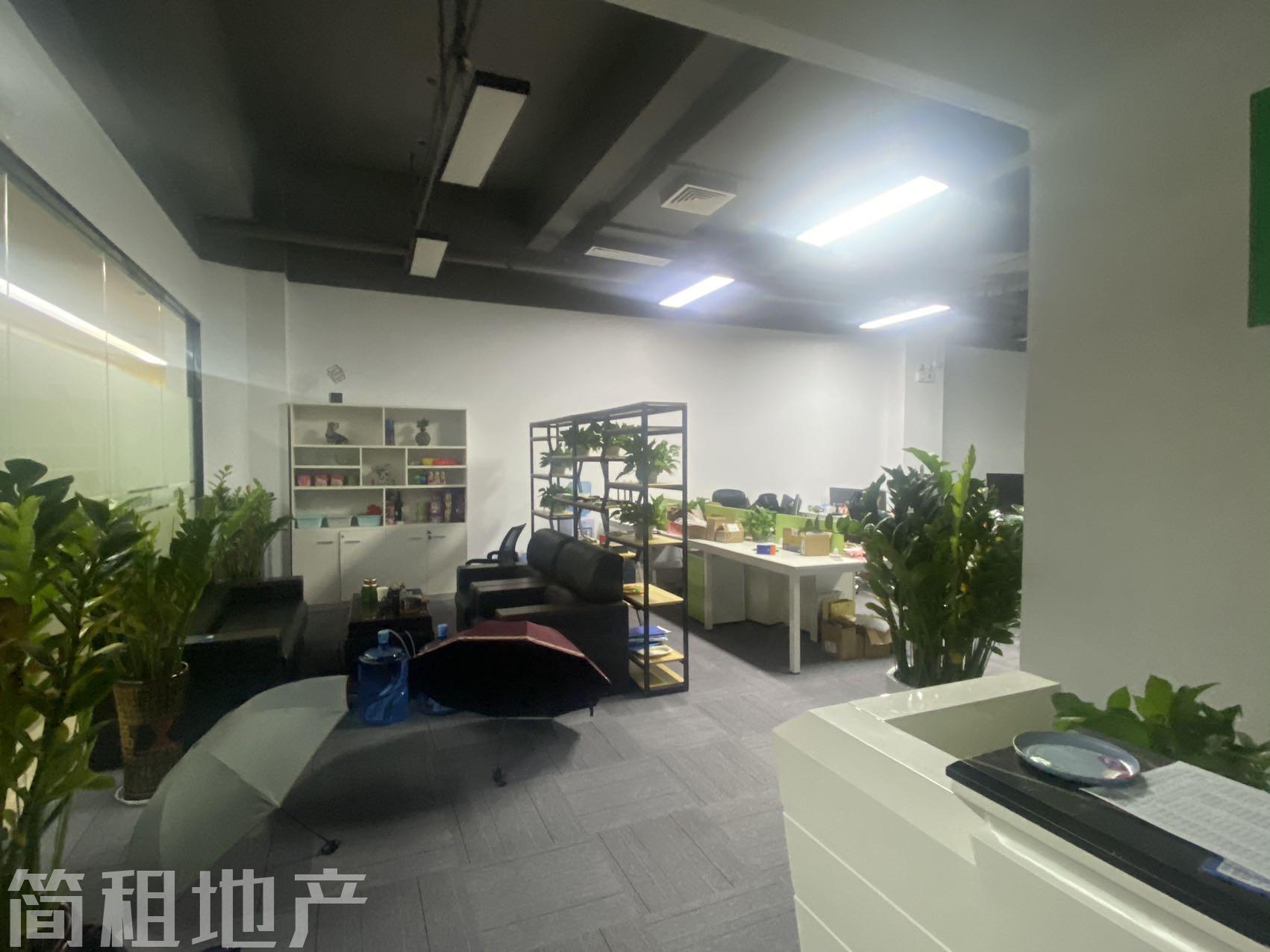 24小时空调 楼下就是商业 民企科技园 停车方正 有大停车场_简租地产