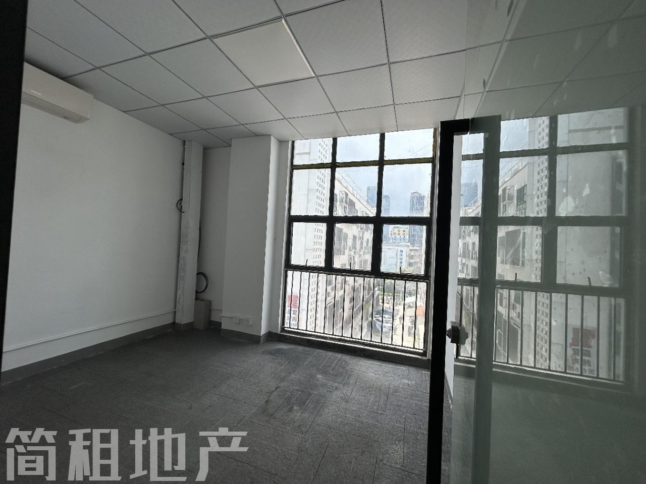 小户型 带窗 大小均有  5号线大学城地铁站 云谷二期 