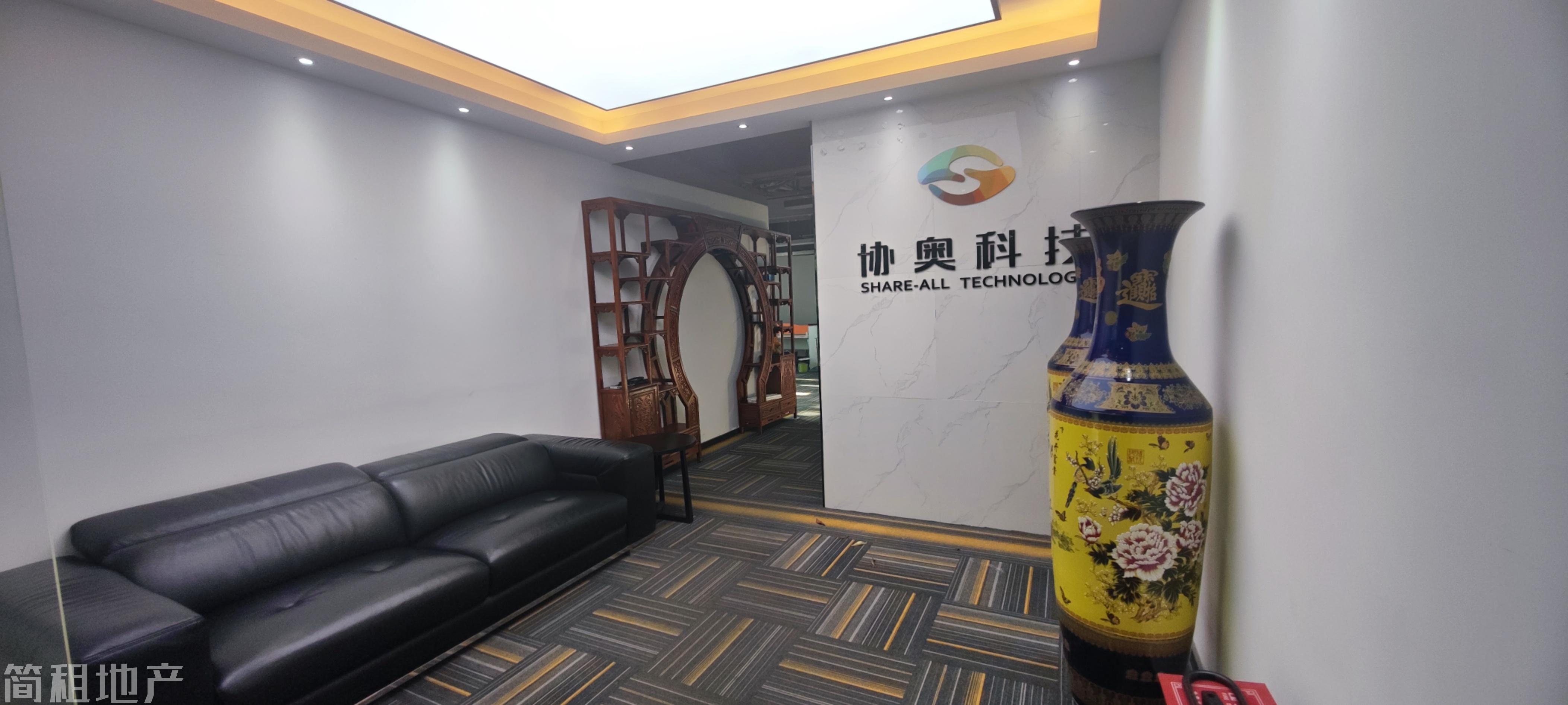 双地铁 一手直租 高使用率 深圳虚拟大学园 24小时计电