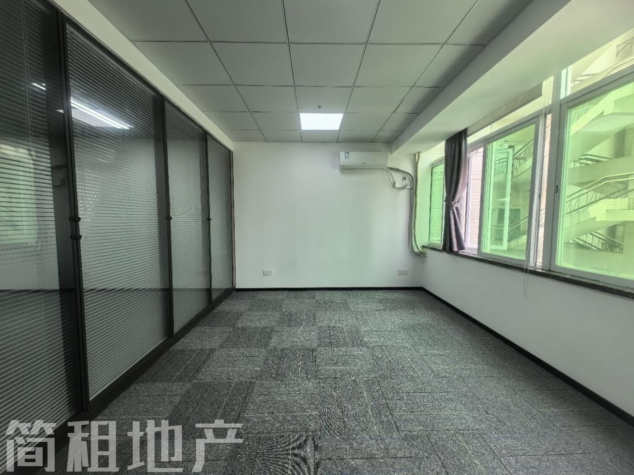 户型方正 视野好 精装 双地铁 虚拟大学园 密度低