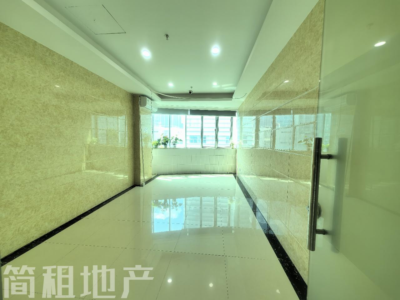 带窗小户型 精装 双地铁 虚拟大学园 密度低