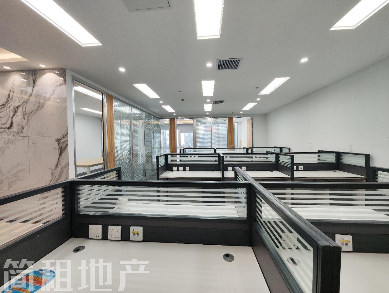 南向看海景 正电梯口 大冲商务中心 楼下就是地铁 周边配套成熟