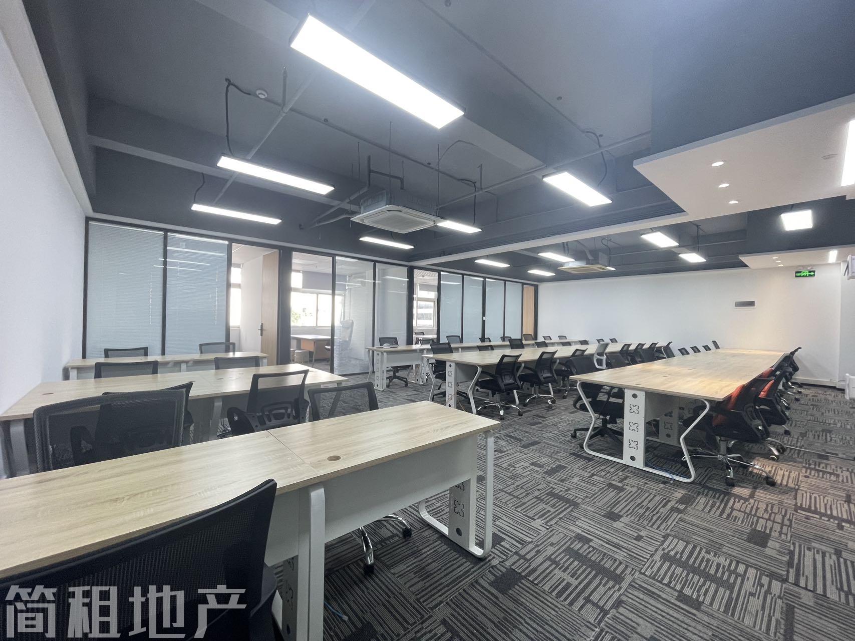 带家具 大小均有 全新装修 近地铁 园西工业区 价格优惠