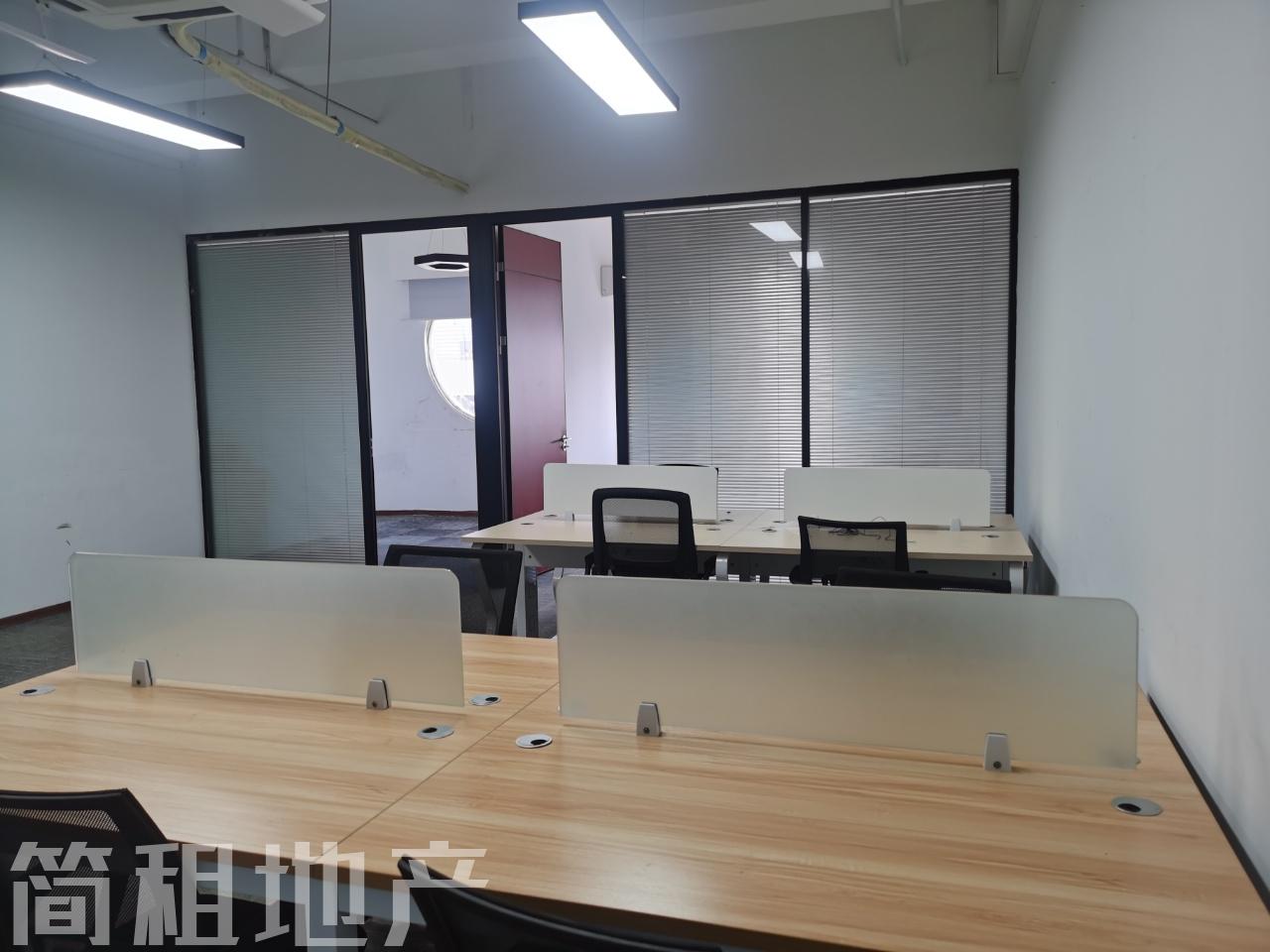 24小时空调 大小均有  近地铁 园西工业区 价格优惠