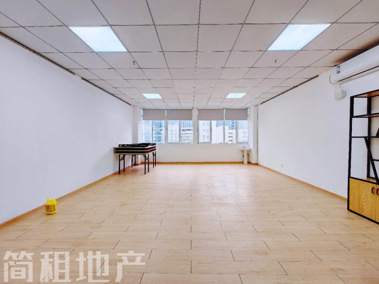 毛坯精装均有 大小均有  近地铁 园西工业区 价格优惠