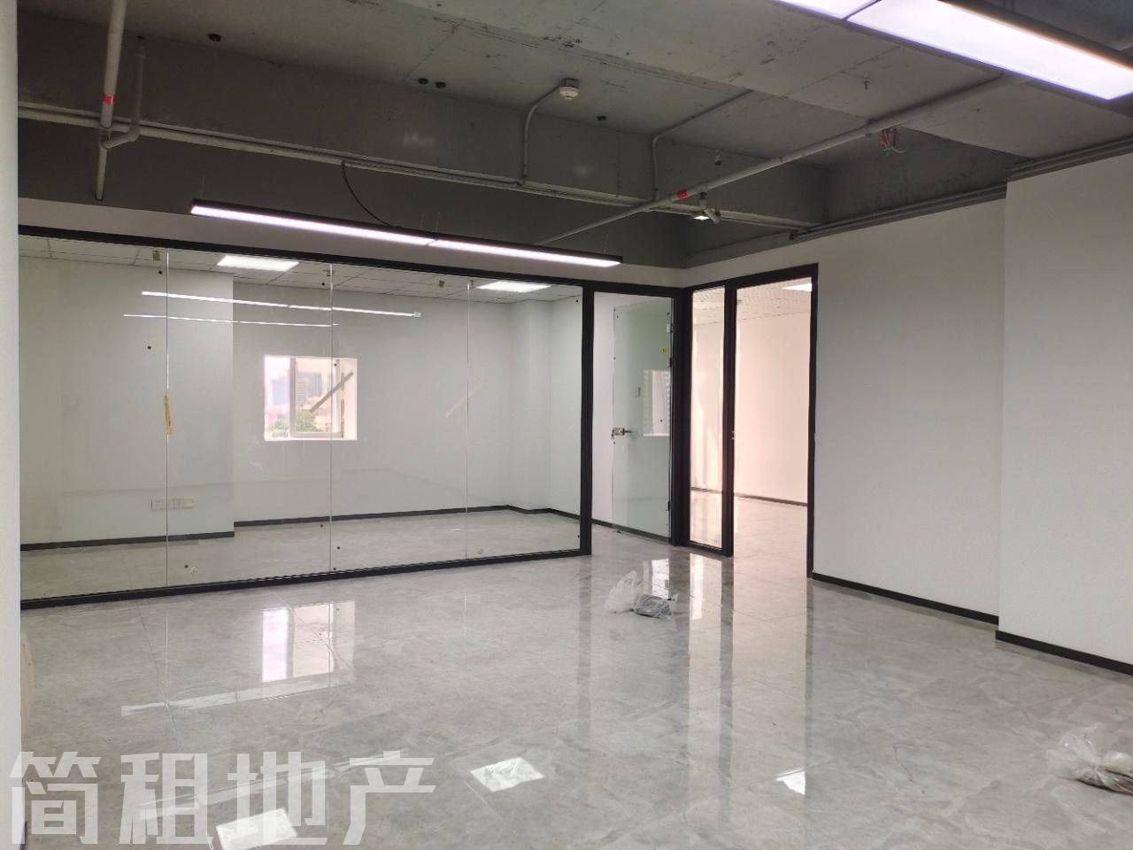 行业不限，可红本租赁备案 国兴大厦