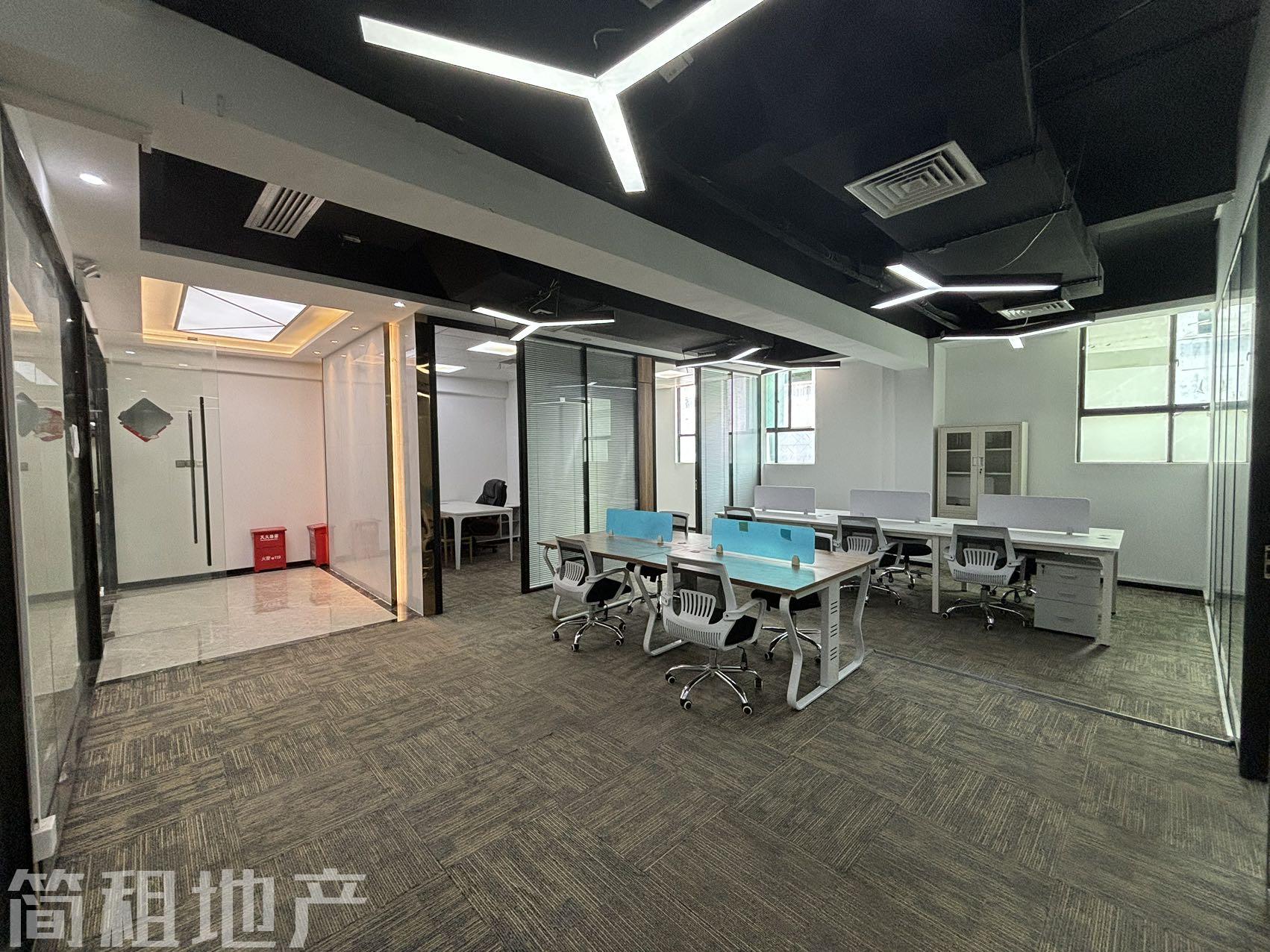 户型方正  空调自控  大学城创客小镇 近地铁 