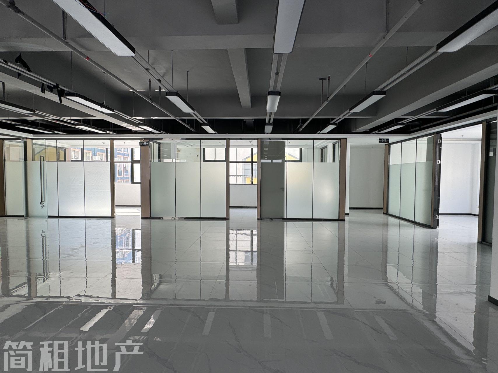 独门独户 西乡331创意园精装685平 独立电梯独立卫生间 