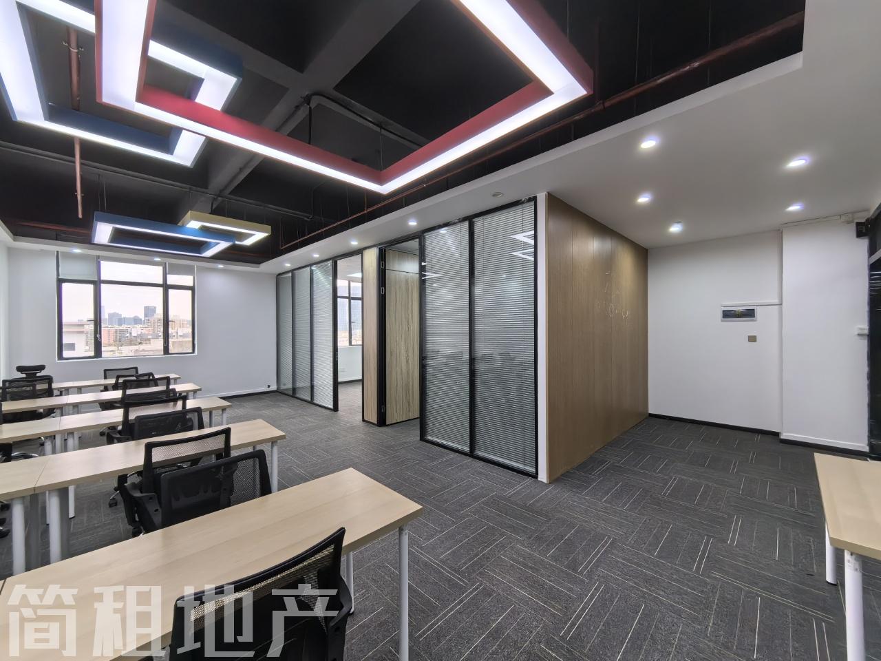 户型方正 带公共配套 聚创金谷创意园 双地铁 