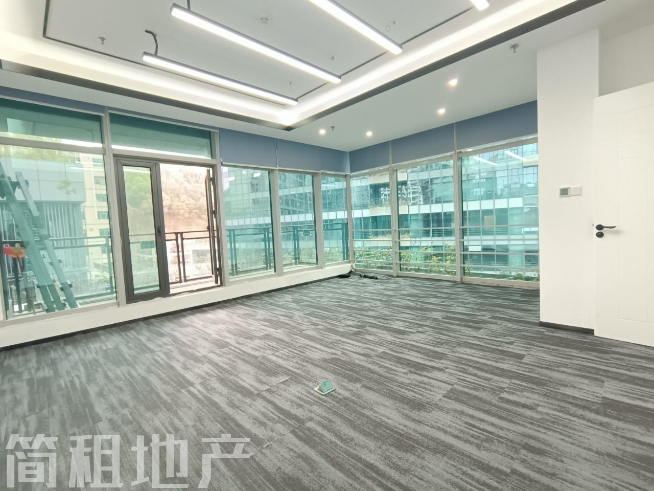 三面采光带独立阳台 碧桂园凤凰智谷精装498平 业主直租