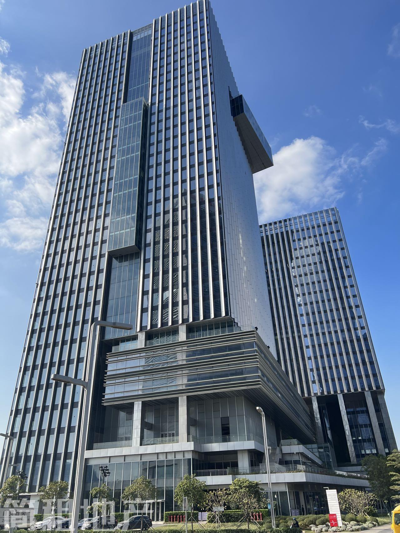 大小均有 全新装修 招商前海国际中心 带公共配套 24小时空调