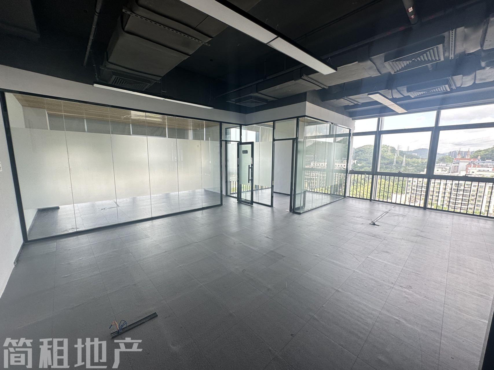 5号线兴东地铁口 使用率71% 中粮创芯研发中心 双面采光