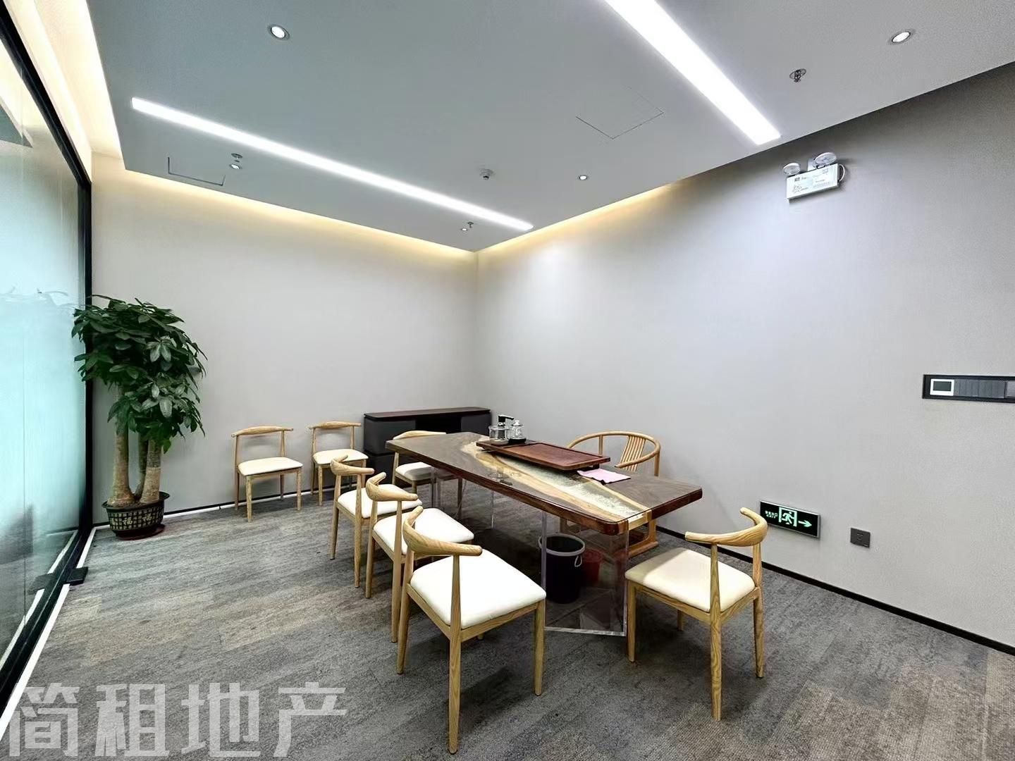 福田中心全新豪华装修皇庭中心带家私电梯口拎包办公业主直租