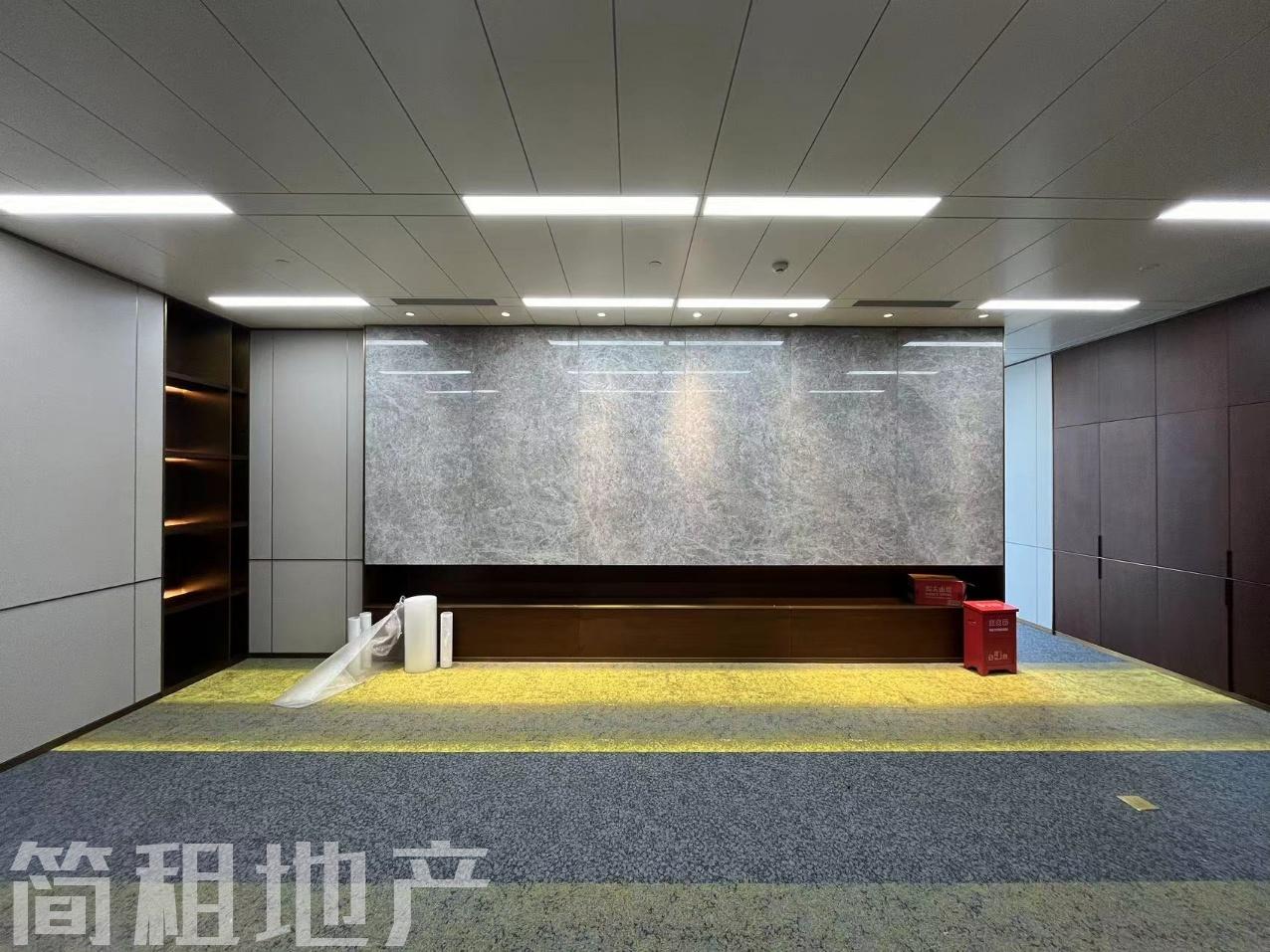 精装 正电梯口 钻石塔 喜之郎大厦 一手直租 24小时空调