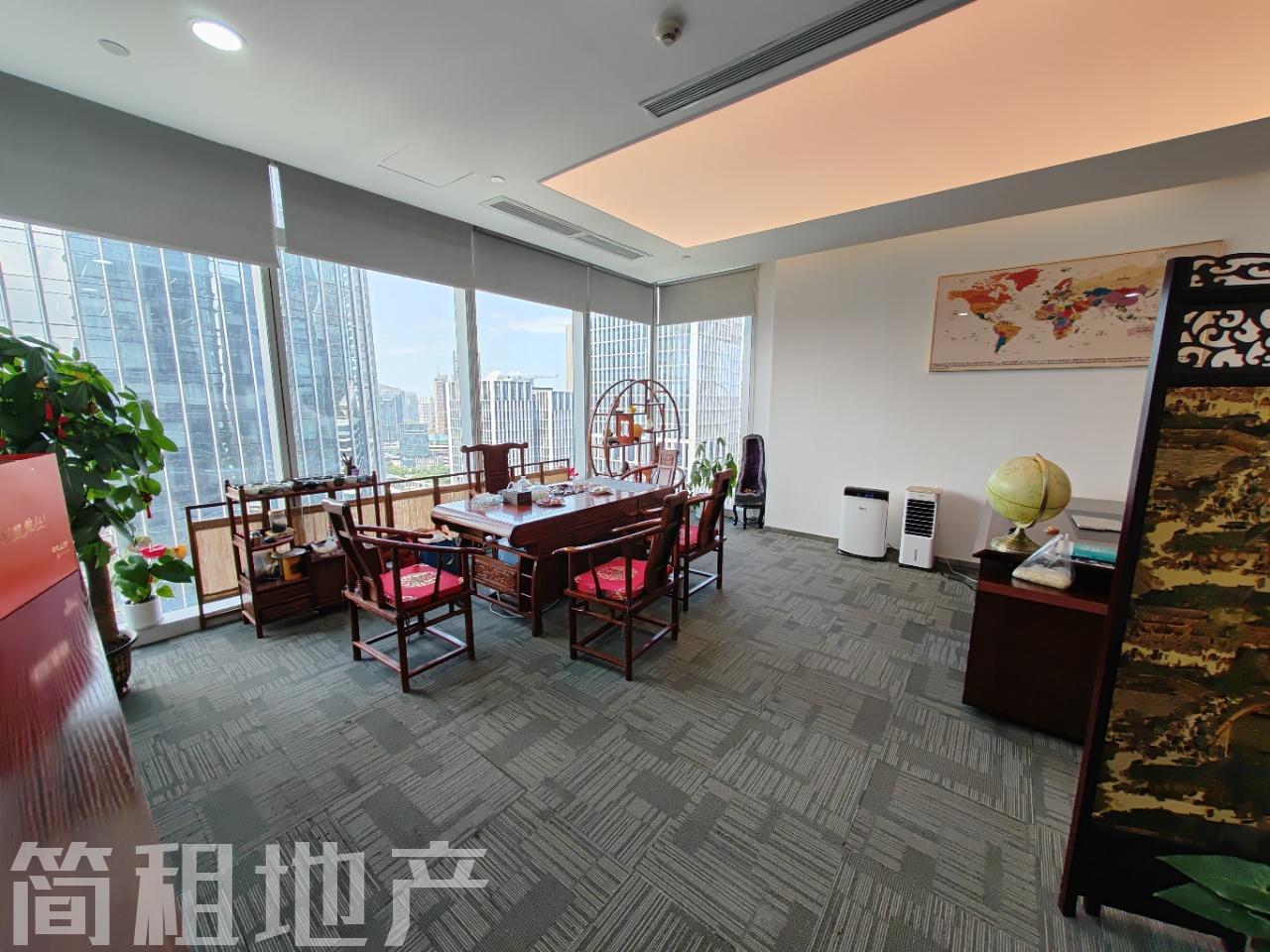 稀缺东南向 全新装修 卓越前海壹号 周边配套成熟_简租地产