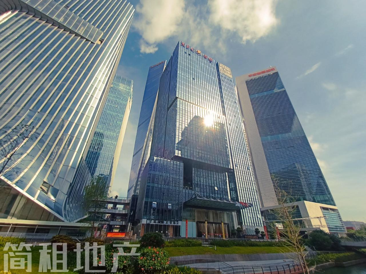 采光好 精装 大小均有 香缤国际金融中心 24小时空调 