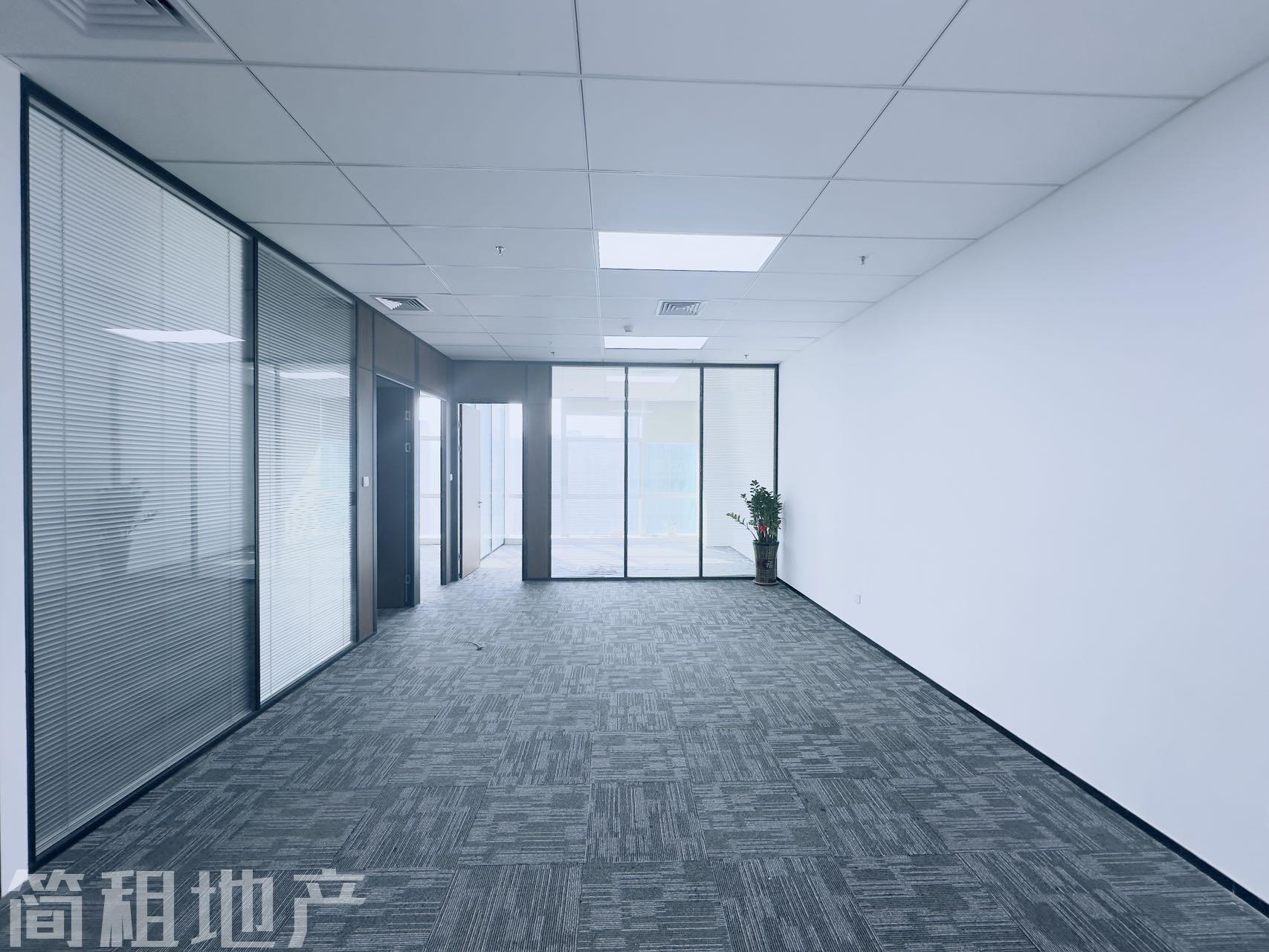 户型方正 大小均有 一手直租 立桥金融中心 楼下就是商业