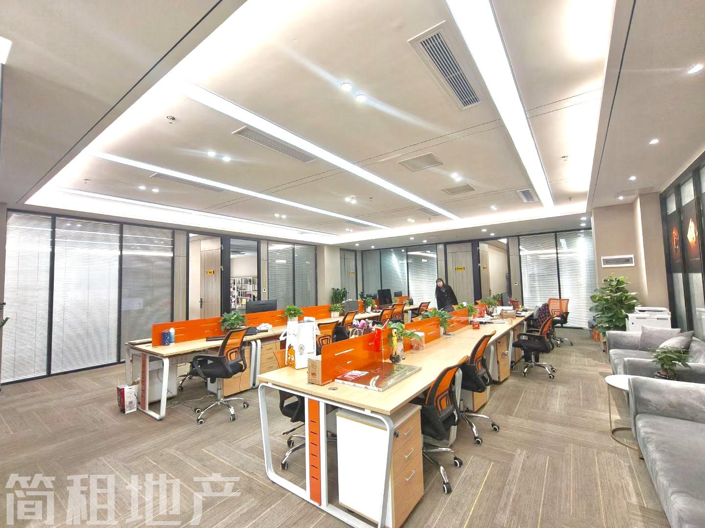 大户型 带家具 朝南 卫星大厦 带公共配套配套 服务好