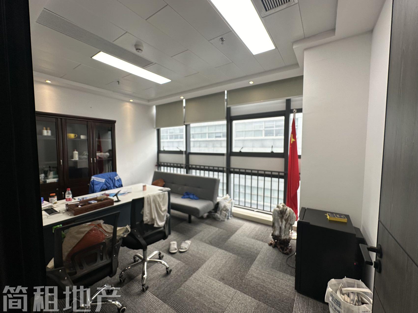 精装小户型 带家具  兰光科技园 24小时空调 价格划算