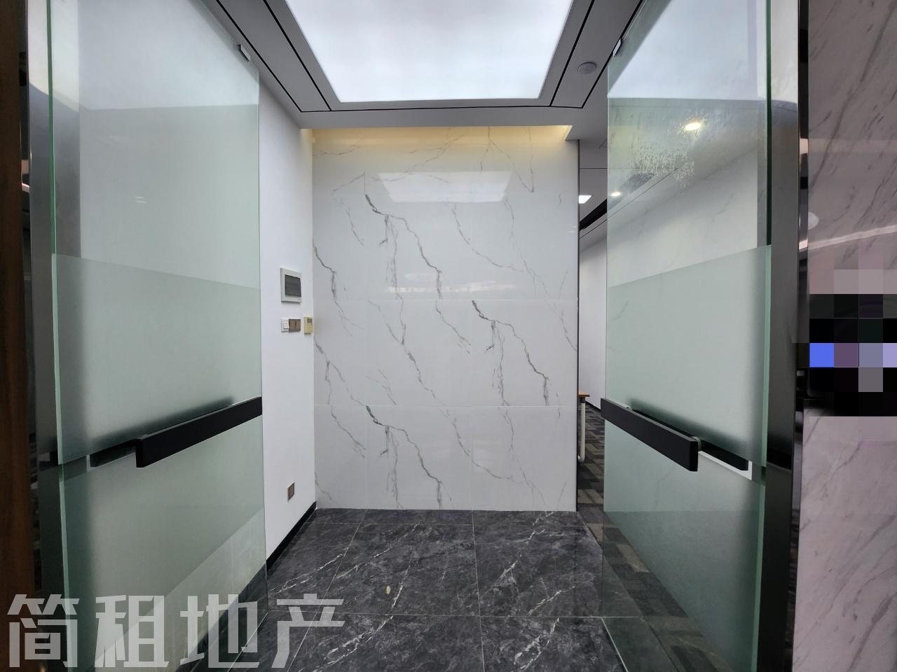 带家具 一手高使用率 大族创新大厦 带公共配套 24小时空调