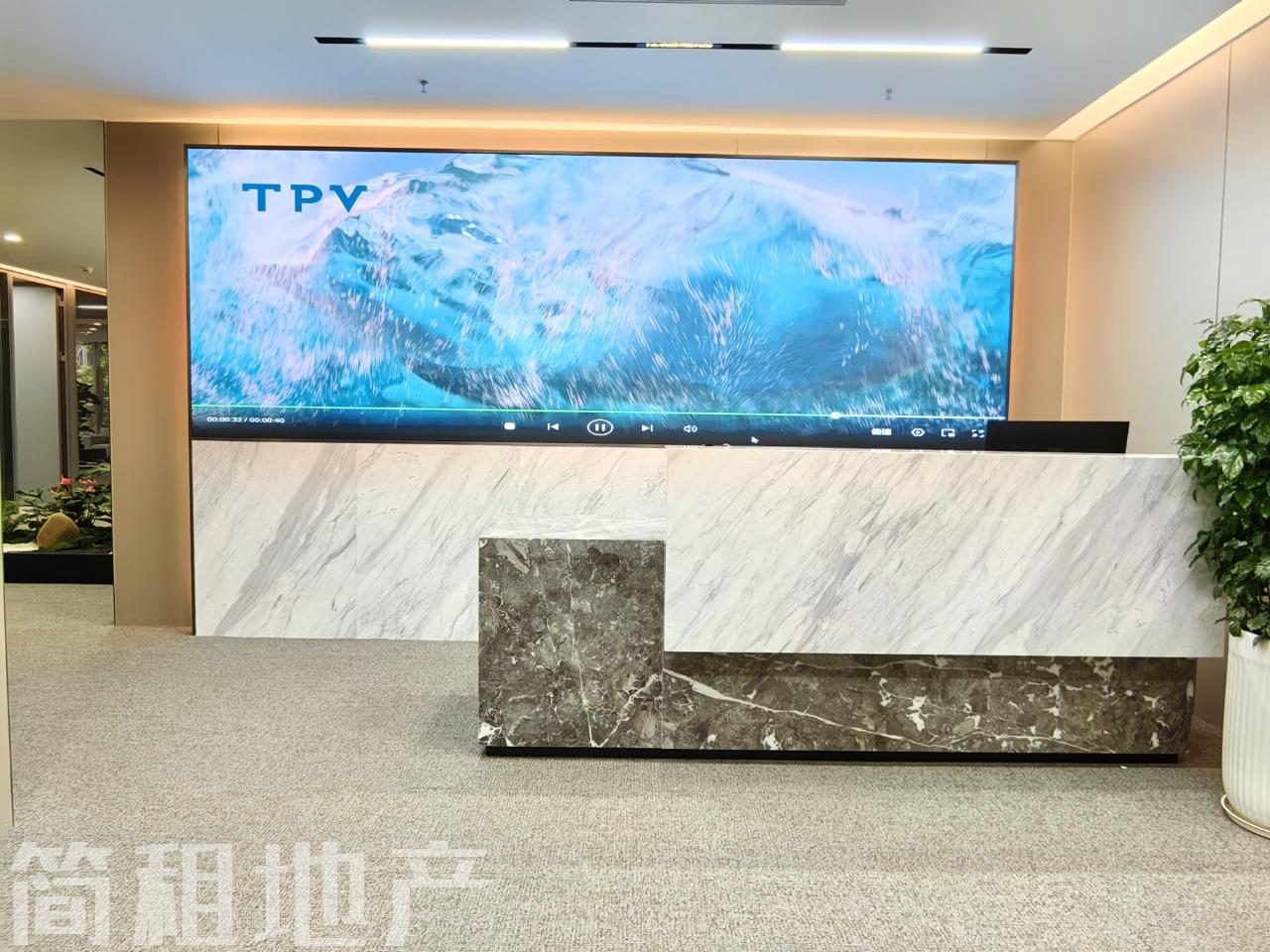 豪装带家具 电梯口 双面采光 新华保险大厦