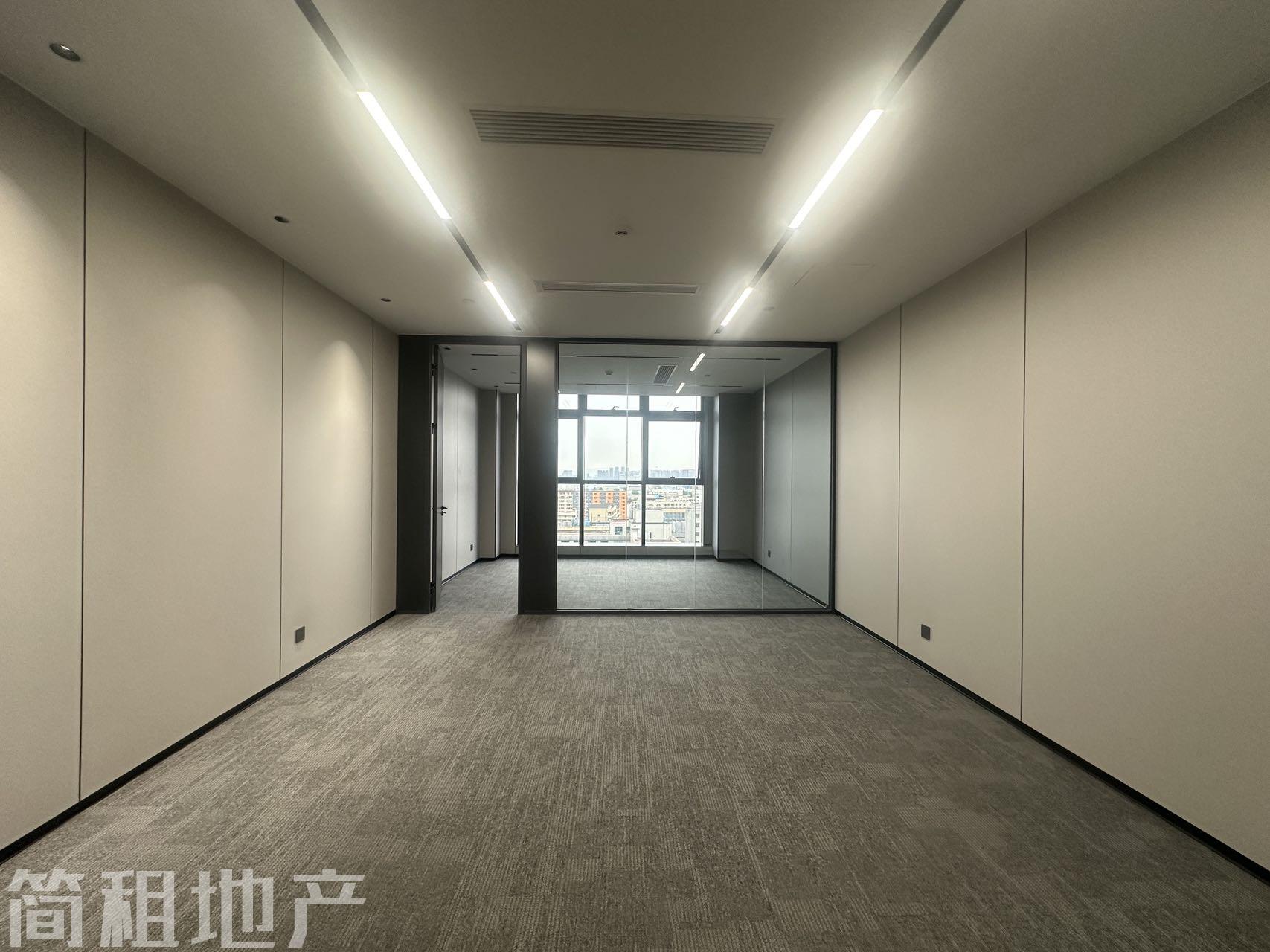 龙华壹方城旁丨卓汇佳广场丨配家具，48元每平，落地窗全新装修