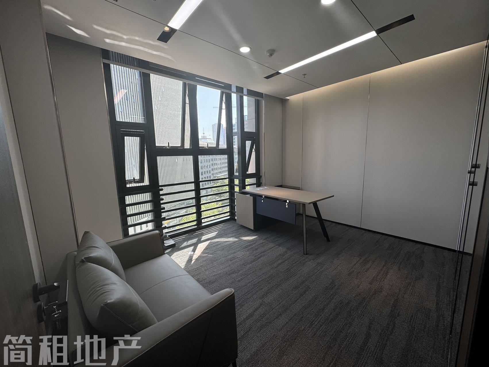 带家具 双地铁 带公共配套 丽雅查尔顿广场 24小时计电费
